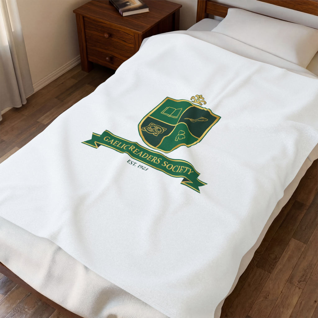 Celtic Crest Gaelic Readers Society Blanket | Irish heritage logo, Celtic knot 30" × 40"